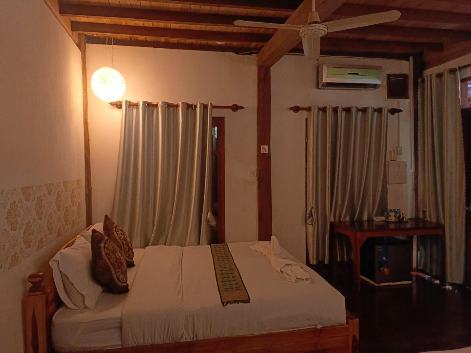 לואנג פרבאנג Ireenkevin Guesthouse מראה חיצוני תמונה