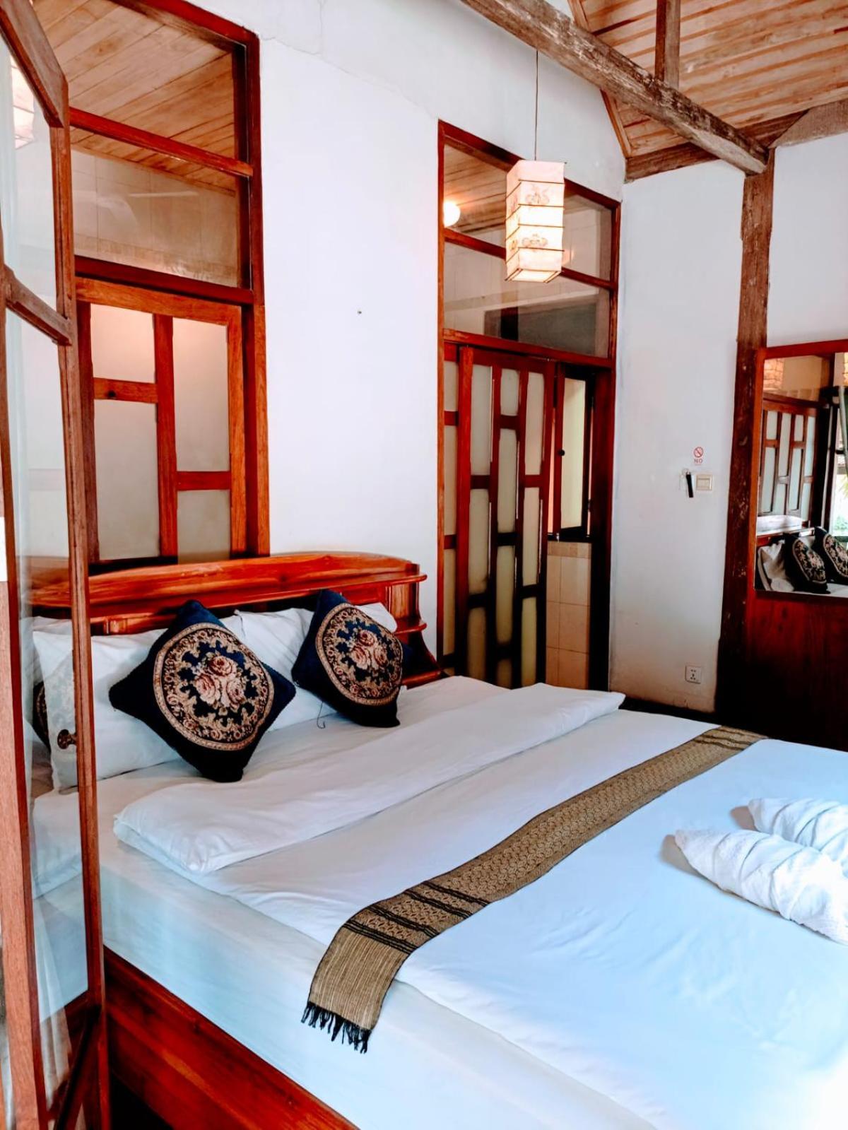 לואנג פרבאנג Ireenkevin Guesthouse מראה חיצוני תמונה